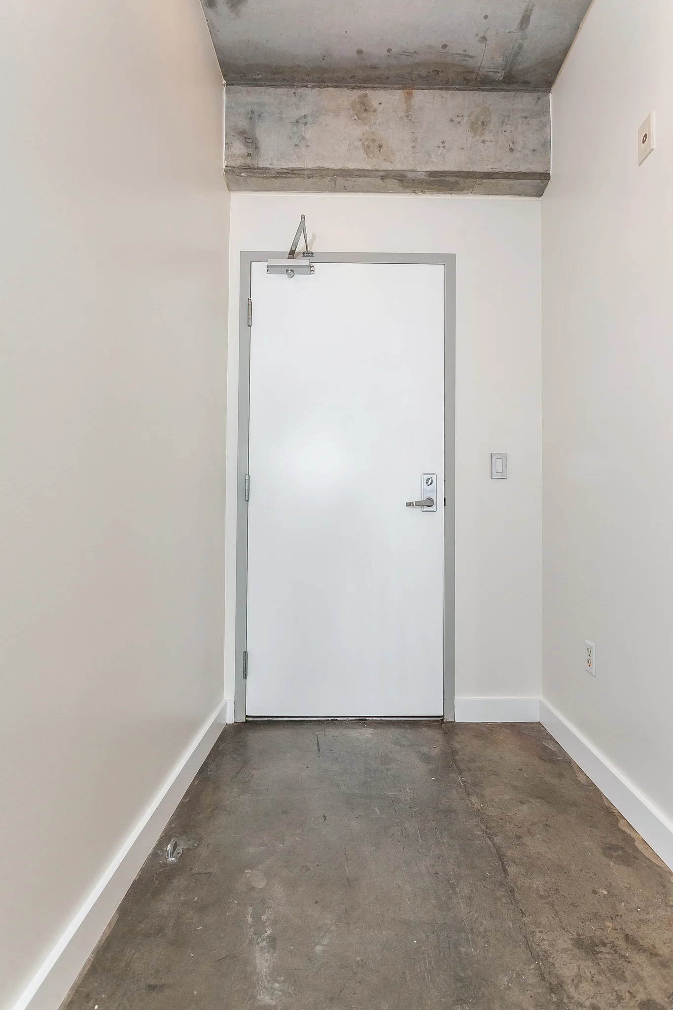 645W9th207-1.jpg