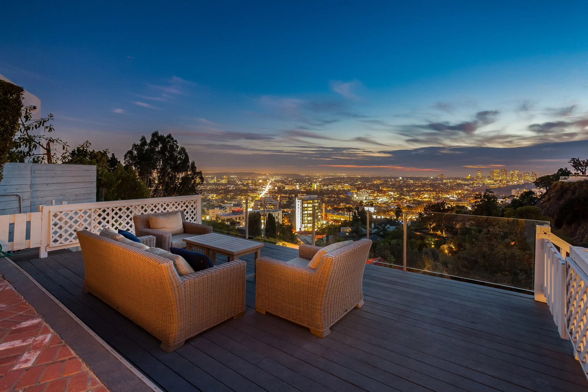 8520HedgesTwilight-48a.jpg