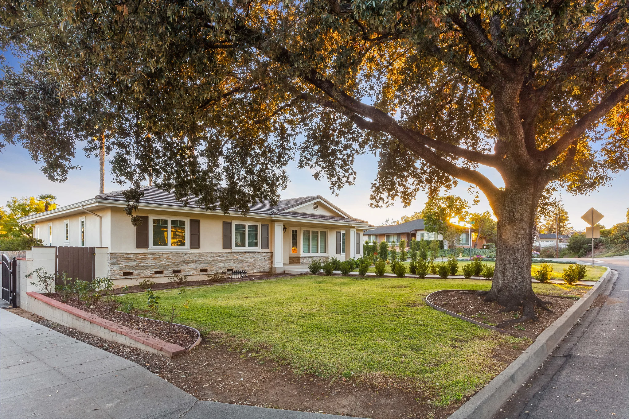 3570Greenhill-1.jpg