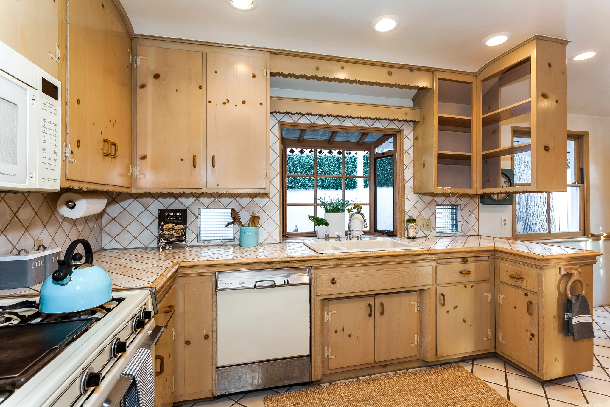 13155Magnolia-13.jpg