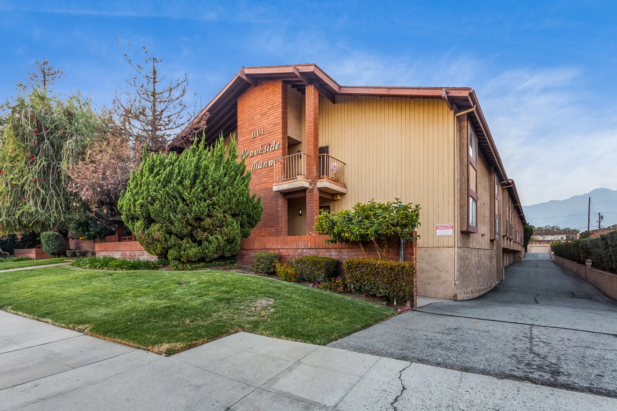 1161Duarte4-29d.jpg