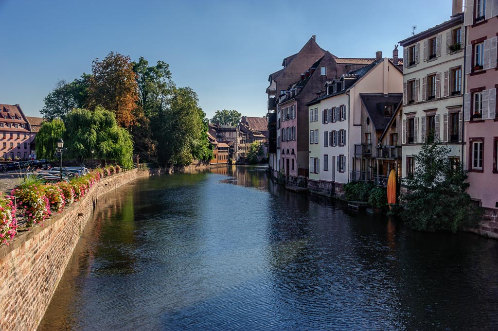 Side Canal
