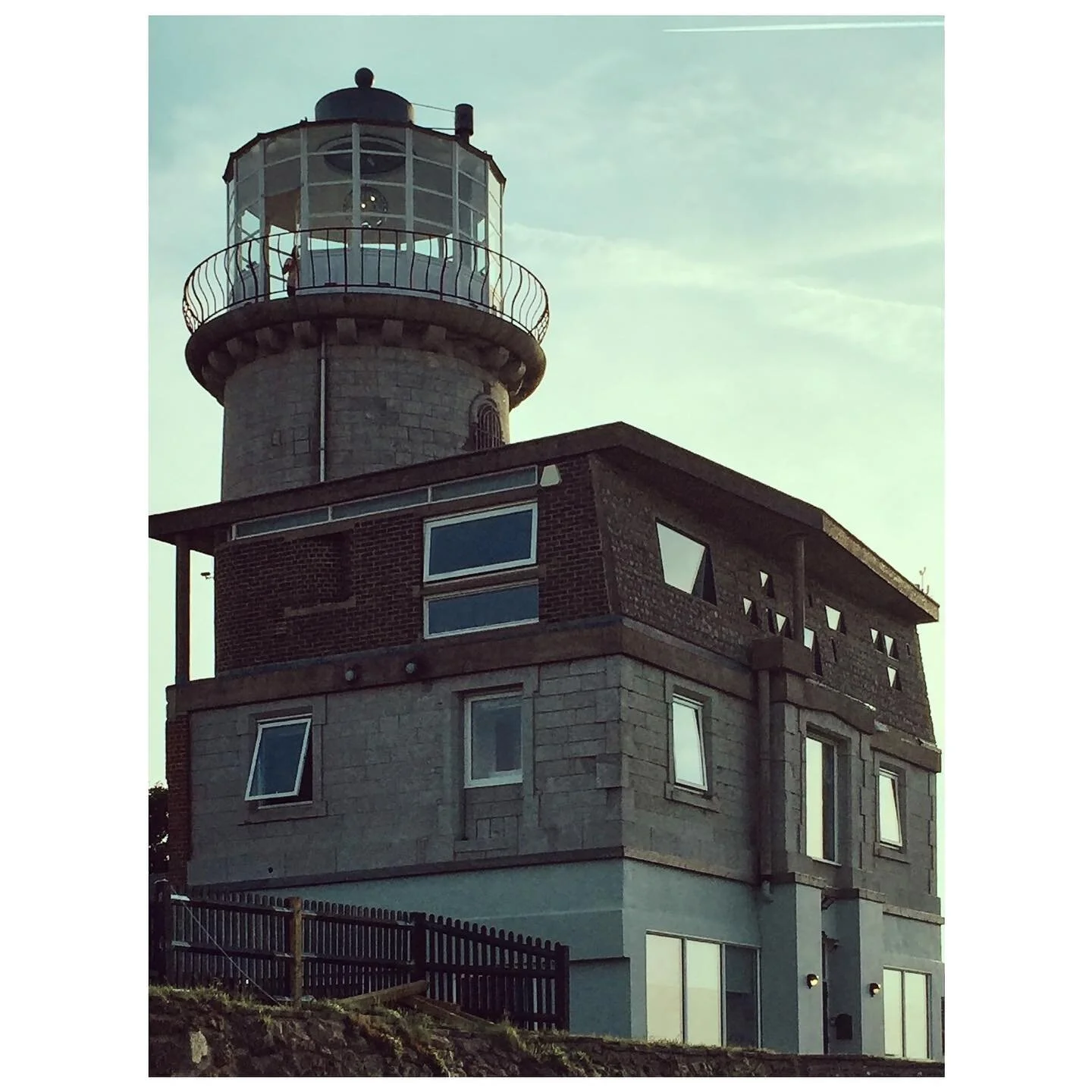 Light(my)house 
.
.
.
#conversion #housebythesea #architexture #archive