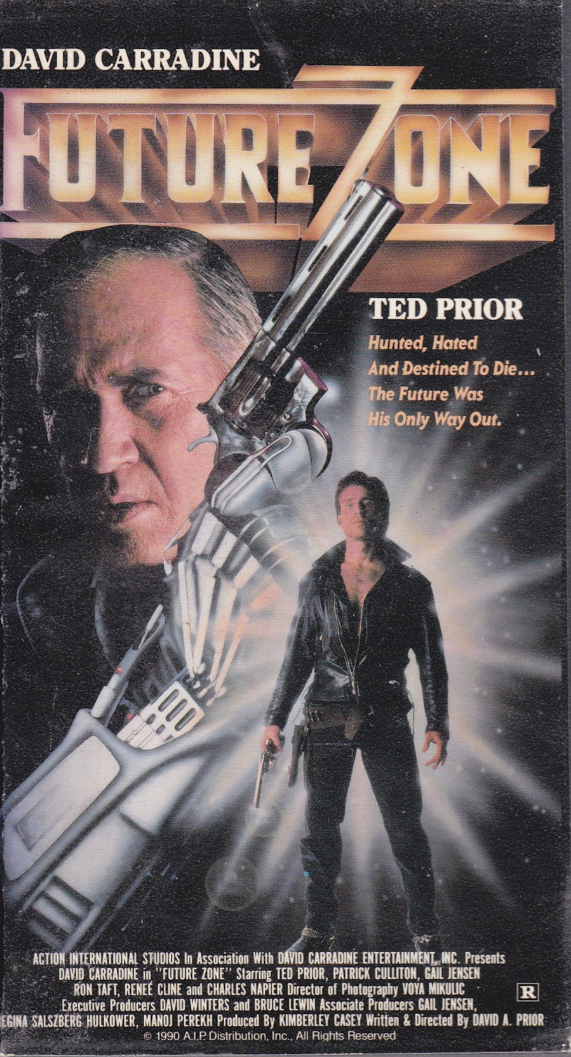 Carradine, Powerglove, och regissörens brorsa. Ett vinnande recept?