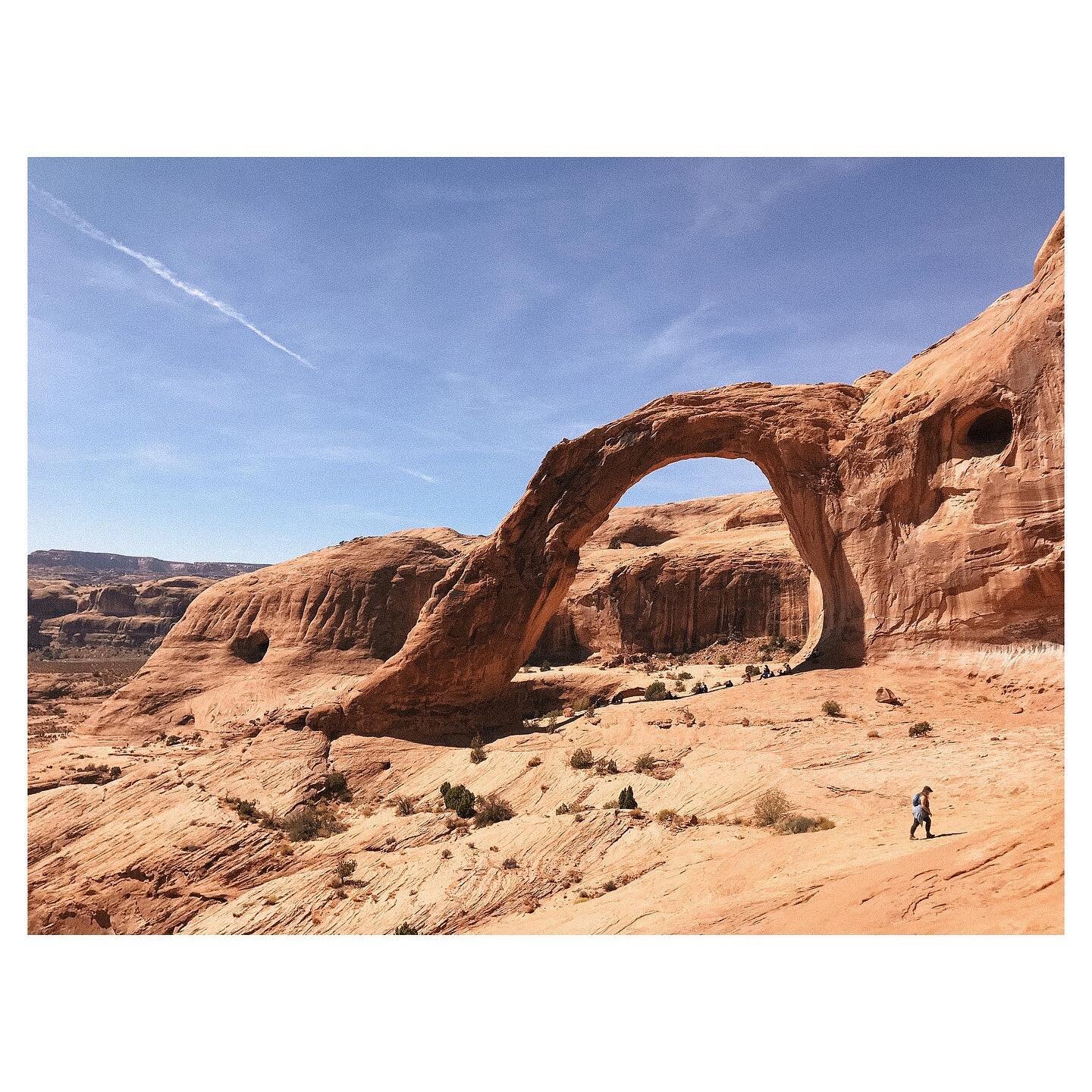 First Moab hike in the books! I&rsquo;m trying not to notice it&rsquo;s called Corona Arch. #utahisrad #bigplacestinypeople