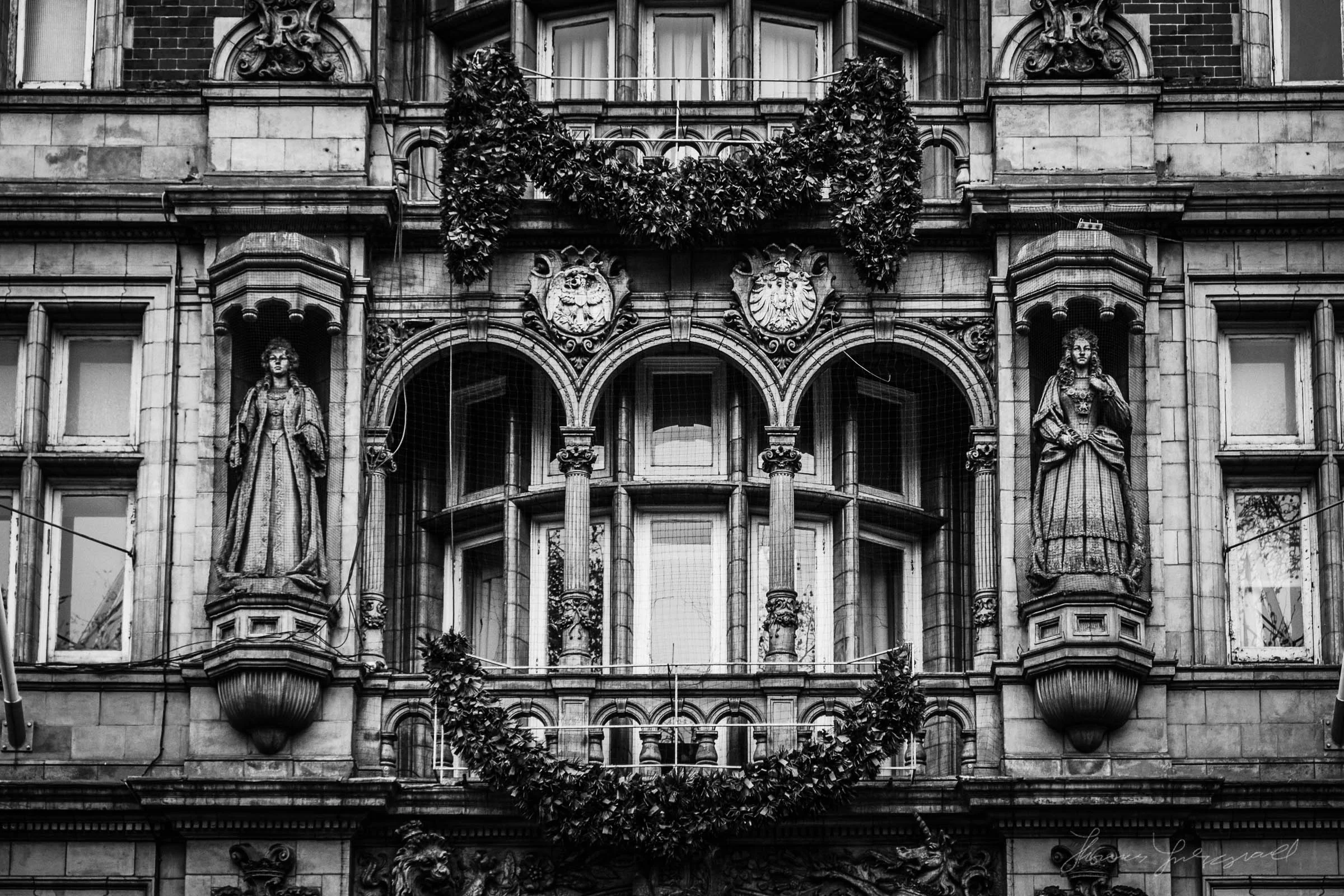London-Russle-Square-10.jpg