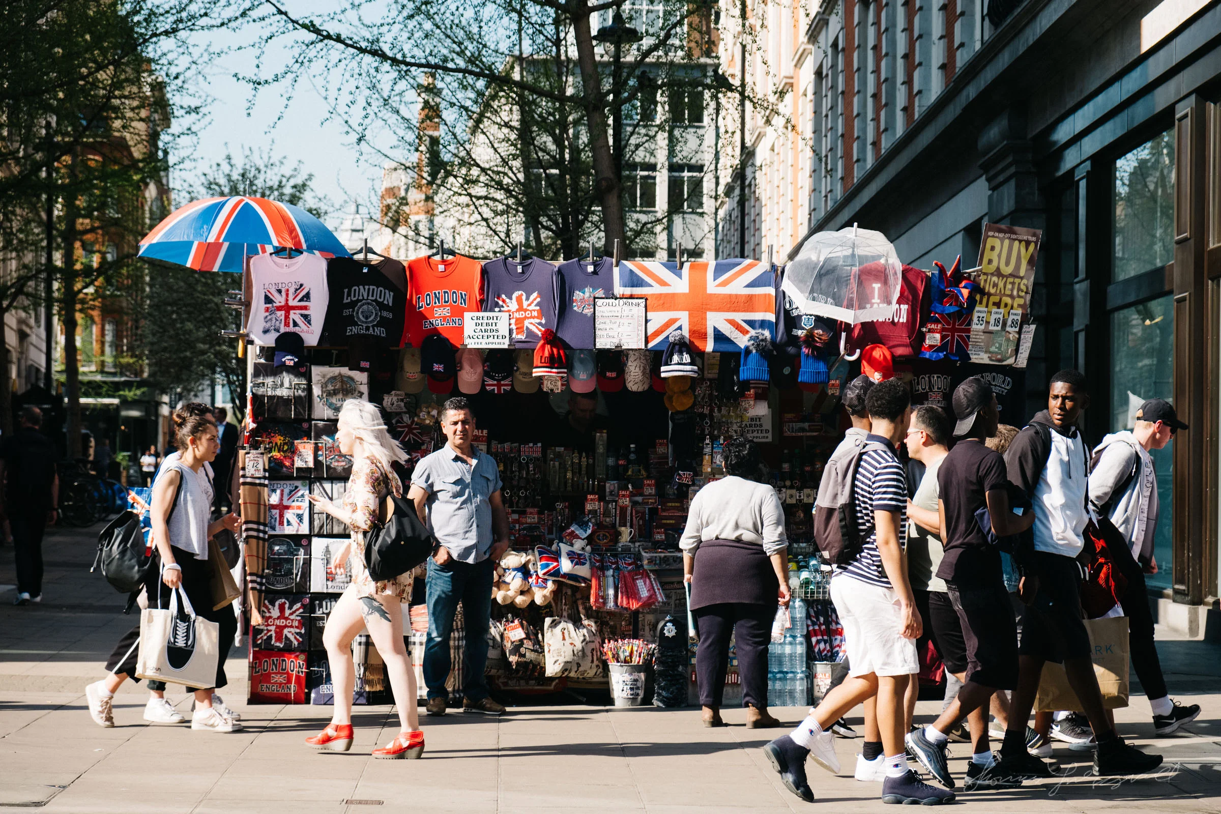 Souvenir stand on London's Oxford Street