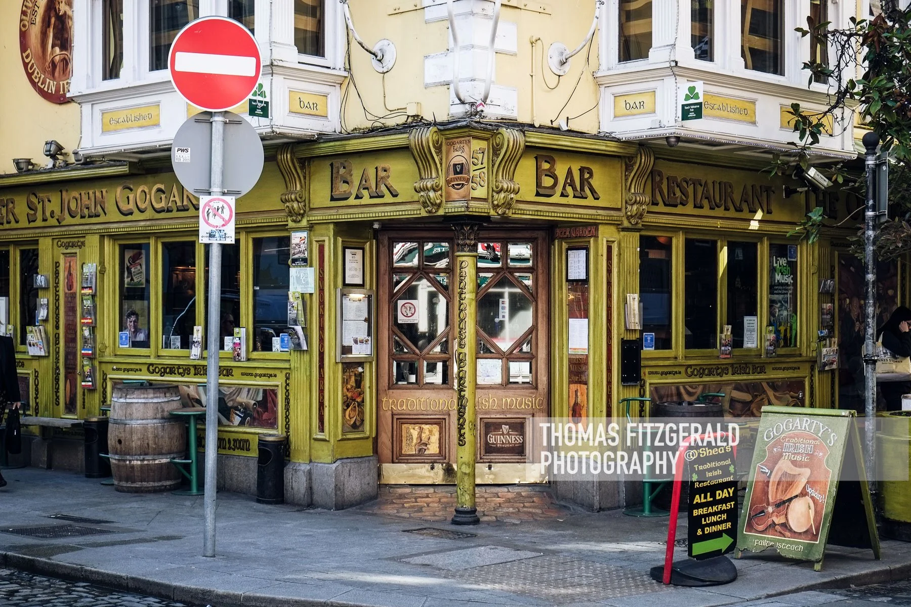 Dublin-Pubs-DSCF7209.jpg