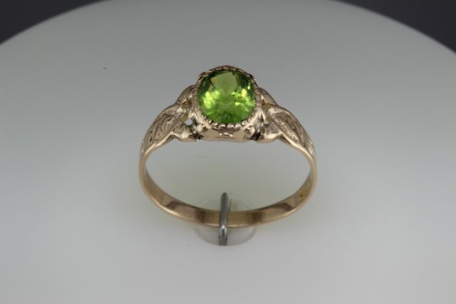 Antique peridot ring