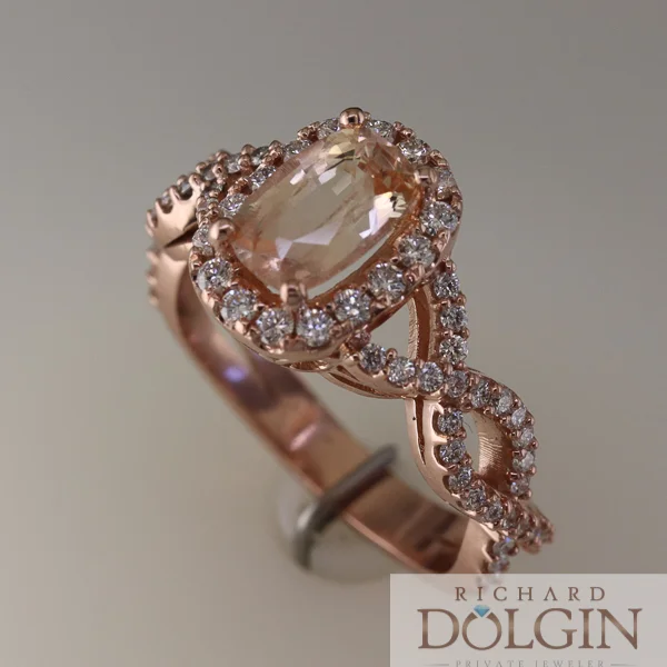 Peach sapphire ring in rose gold