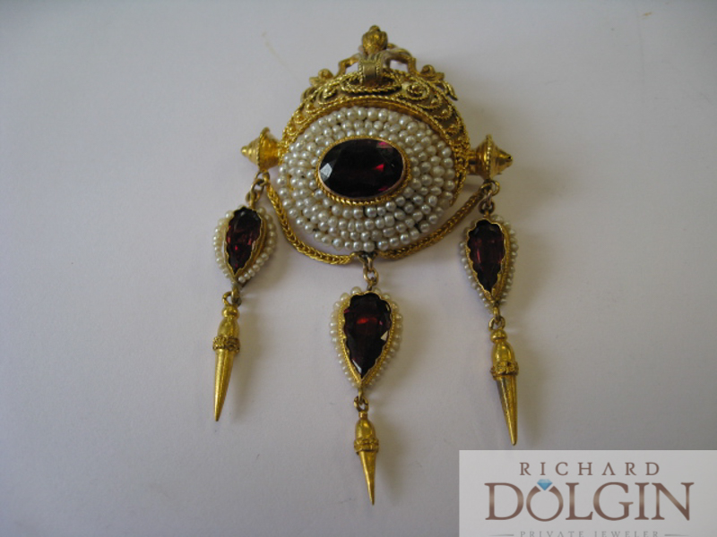 Pearl and rhodolite garnet pin