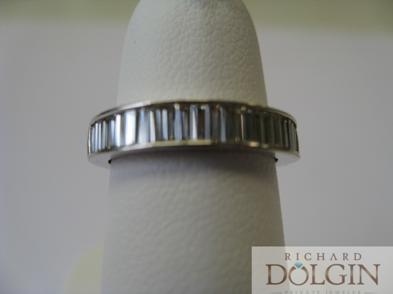 Baguette wedding band