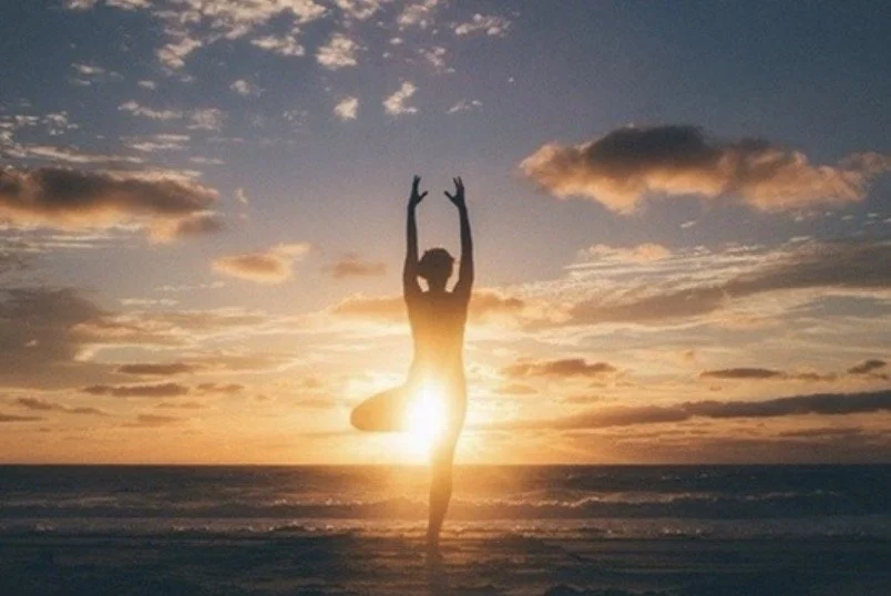 BEACH YOGA 