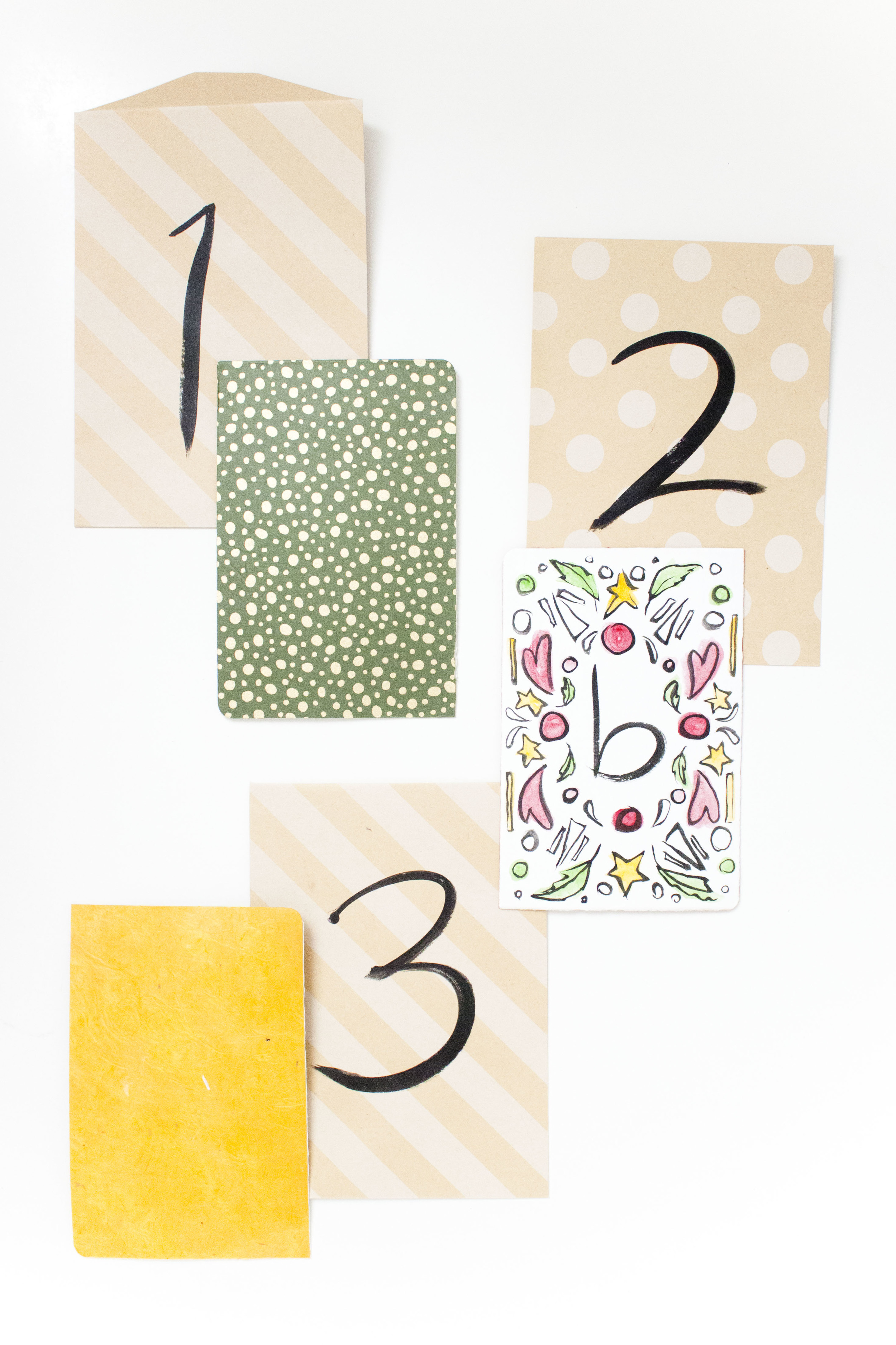 Victoria-Riza Illustration Christmas ABC Flash Cards