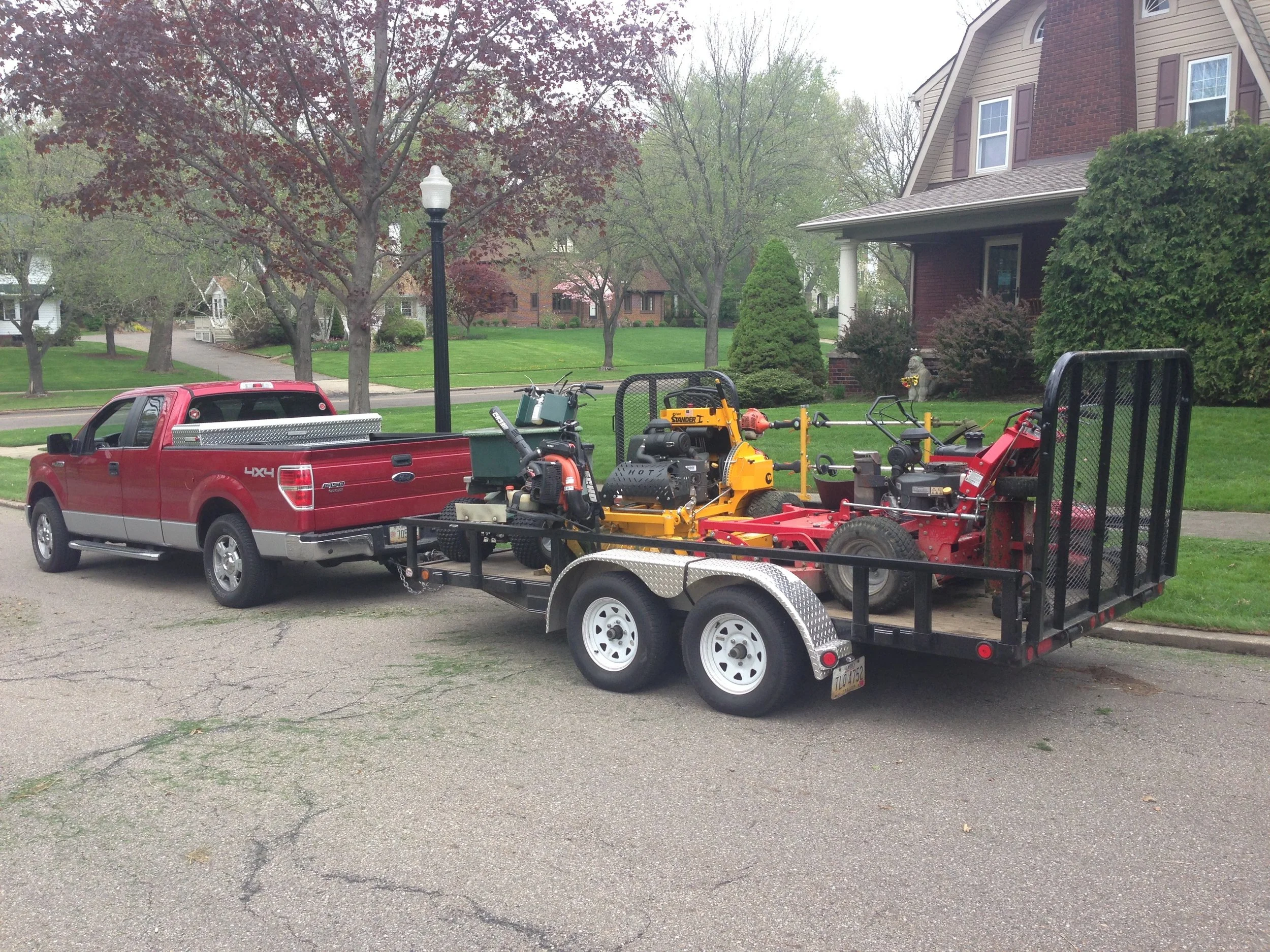Lawn service serving Green Ohio