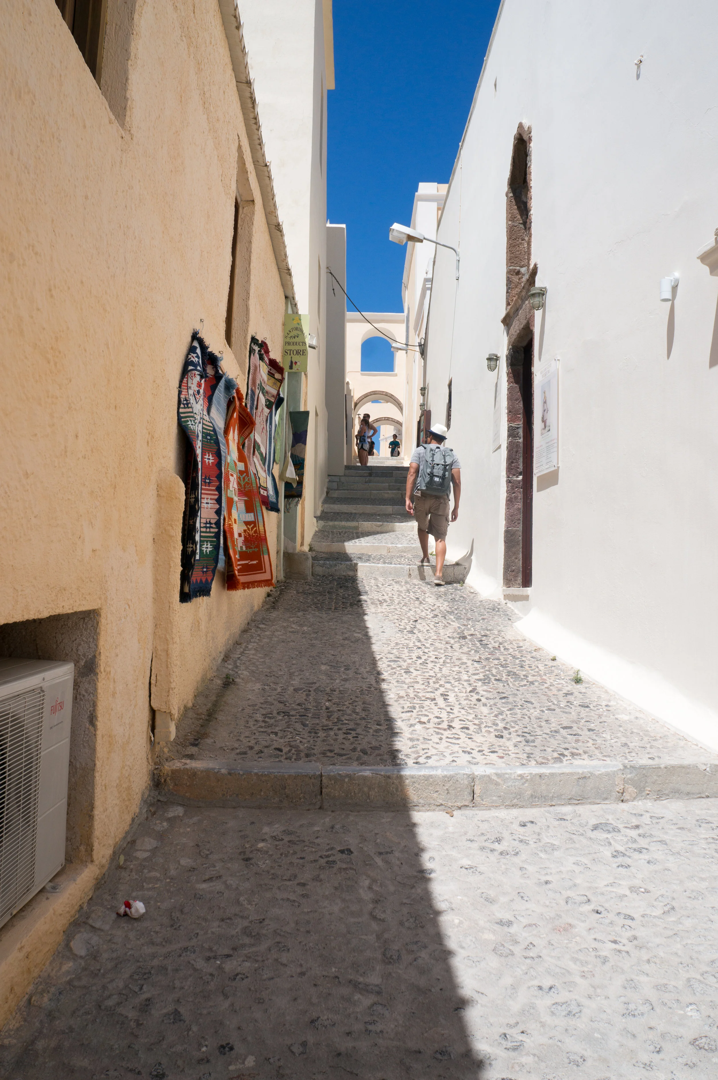 santorini-2.jpg