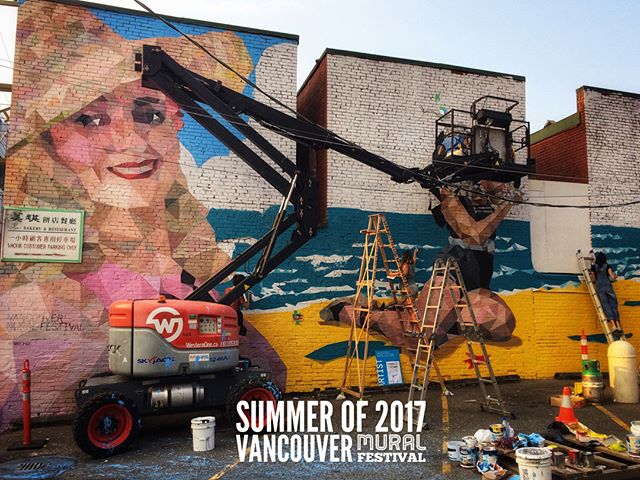 Sunshine, beach, and Ping-Pong Guy!? 2017 #vanmuralfest 
#vancouverBC