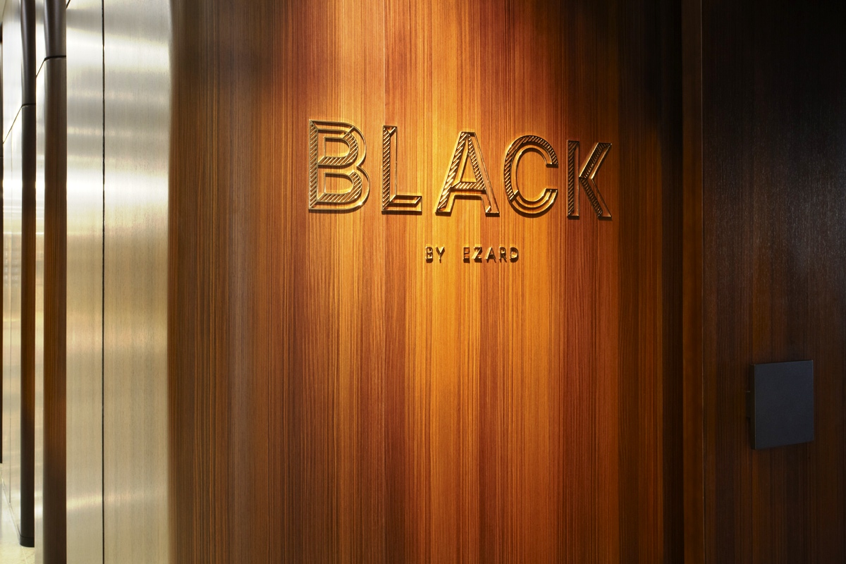 Black0167.jpg