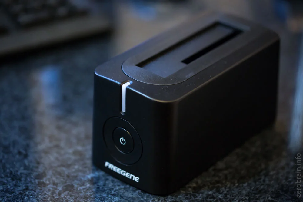 Test: Freegene USB 3 SATA Festplatten Docking Station