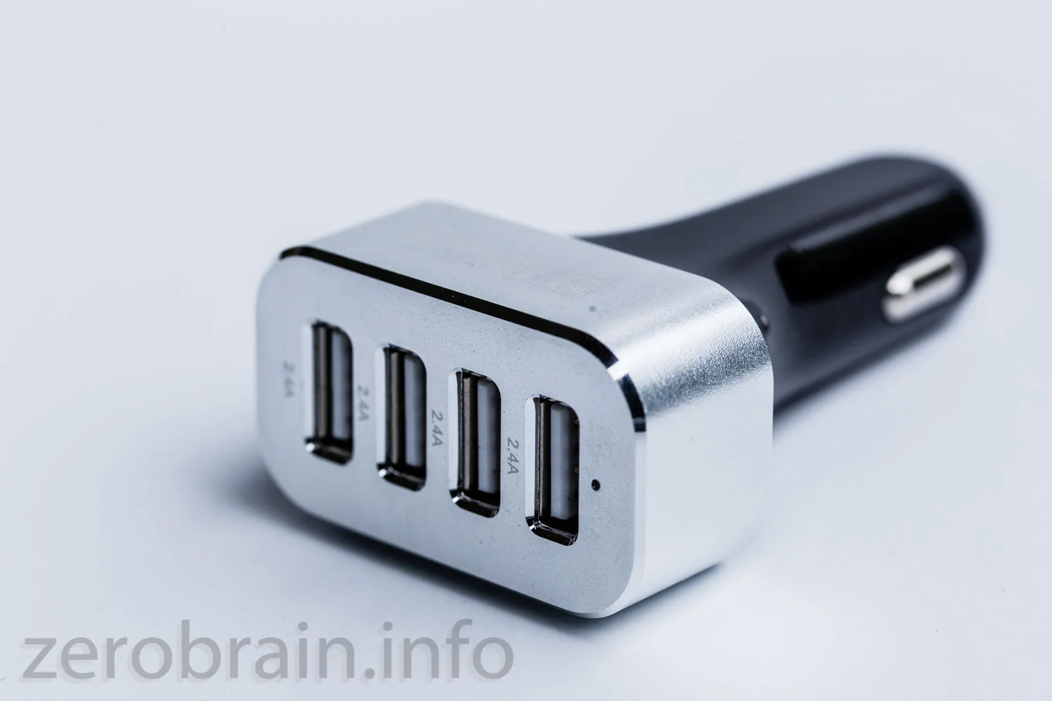 Test: Deyard USB KFZ Auto Ladegerät (4 Port, 48W 9,6A)