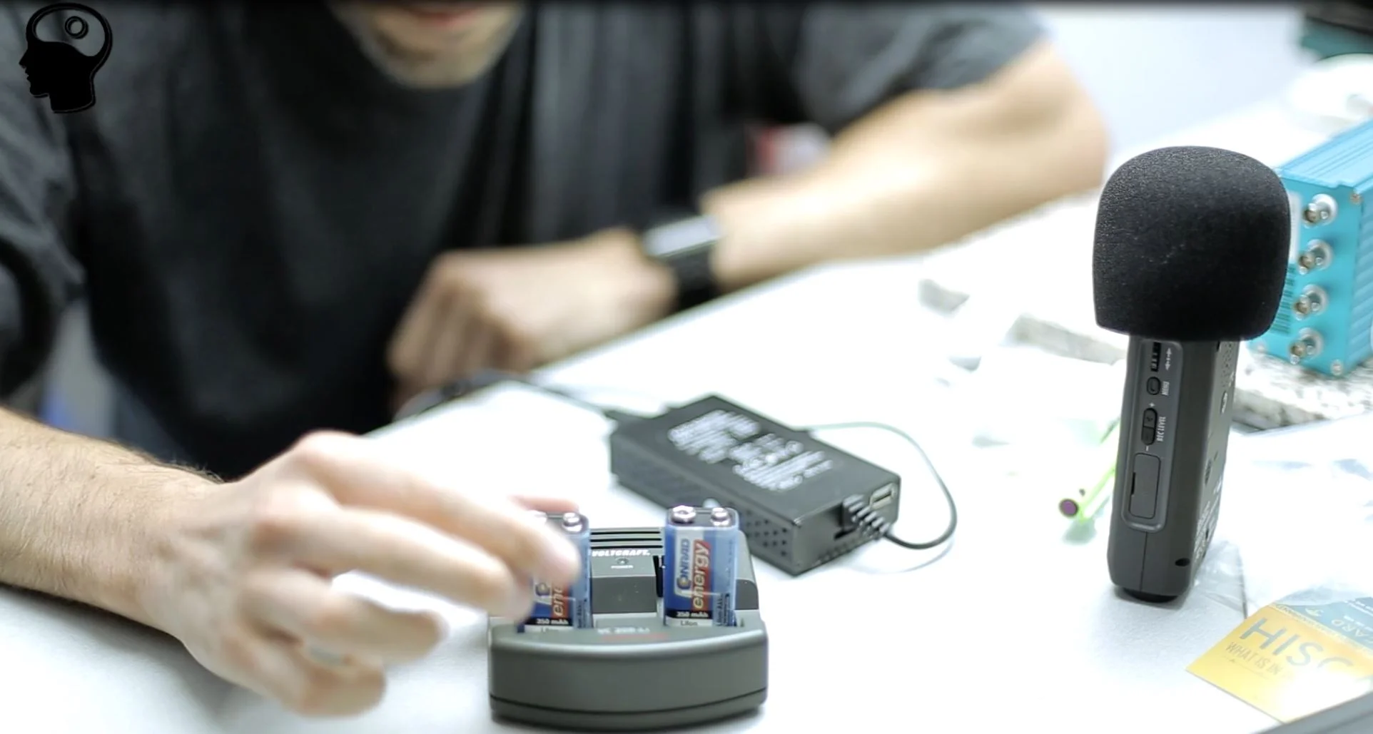 Zero-Tolerance: "Scheiß Akkulader!" VC 209-Li