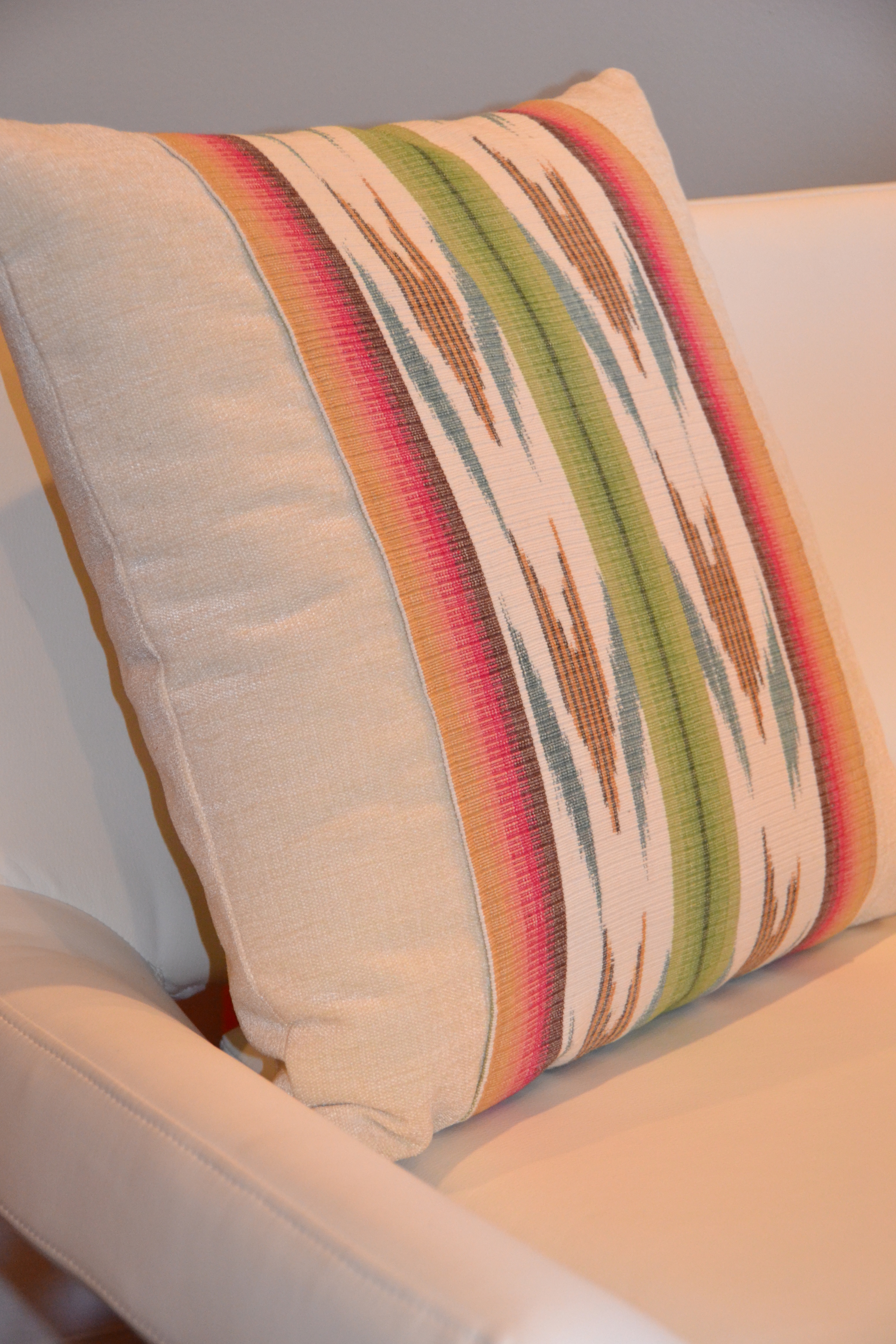 "Kissen"  Pillow Play in Santa Fe - An interior & fashion design collaboration