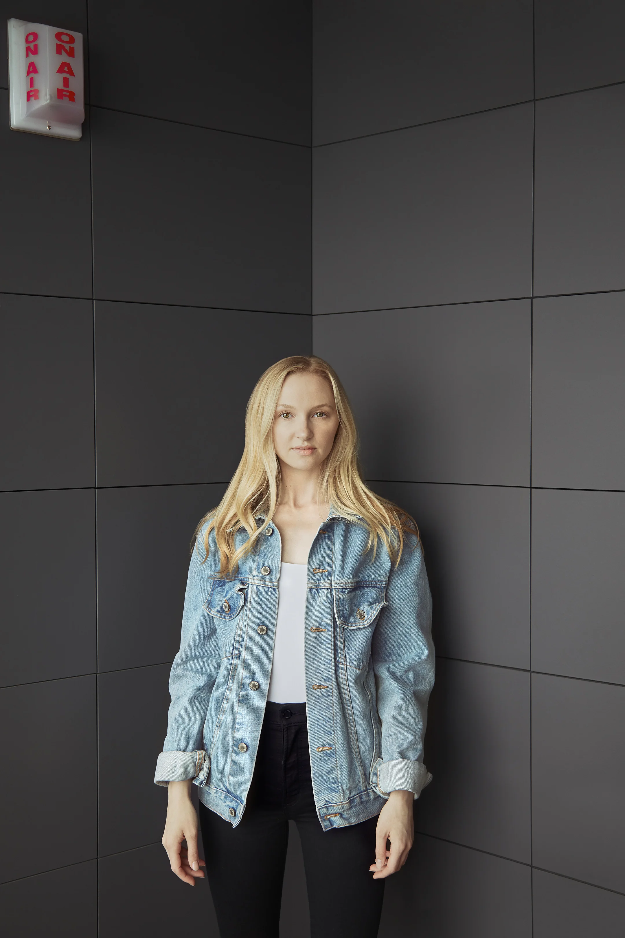 Jami_1712_v5F-LR.jpg