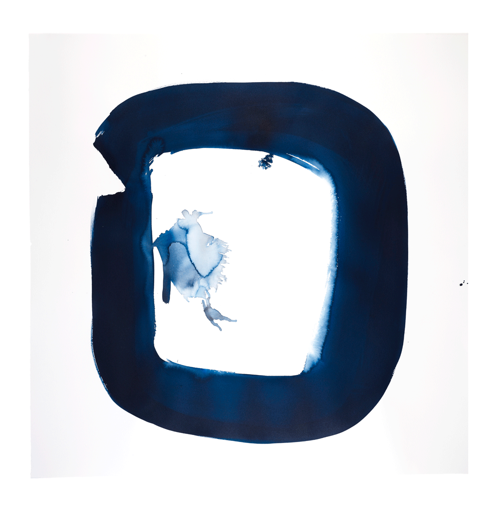 2014 · Aperture in Oxford Blue I