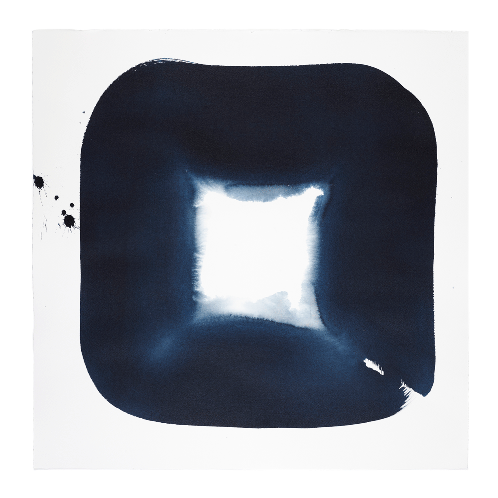 2014 · Aperture in Oxford Blue V