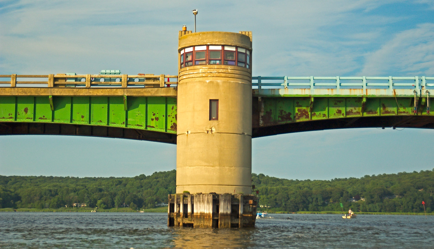 Bridge Head On LettrShwFlattenedAAA.jpg