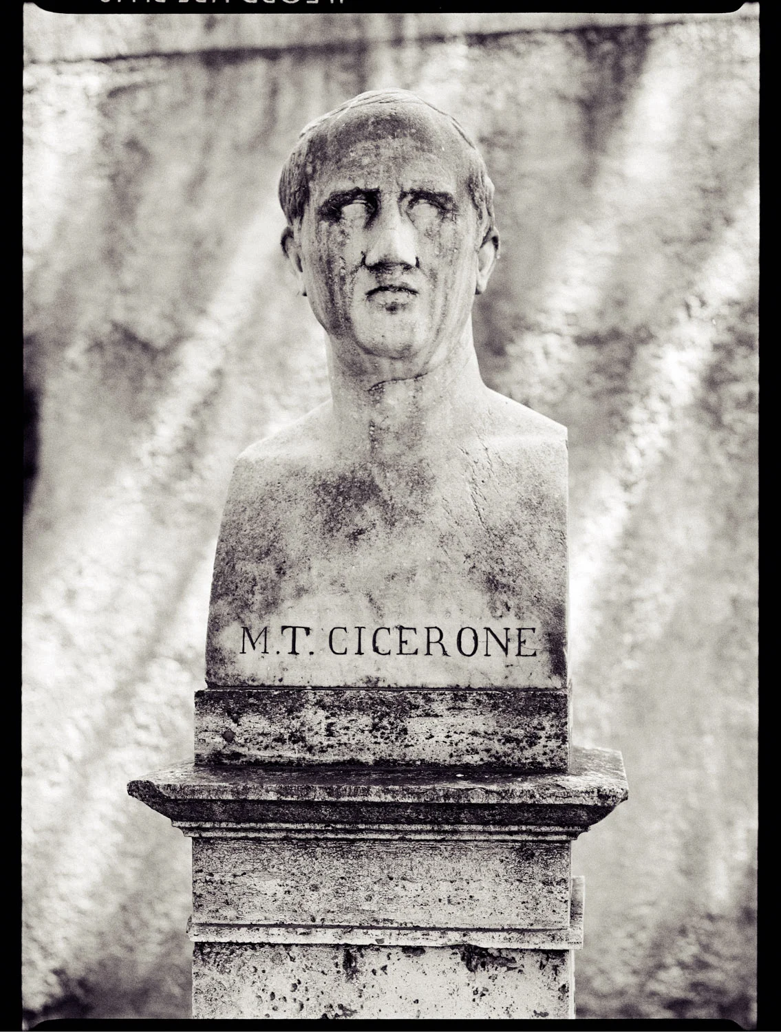 Rome Bust RetouchedWarm_AAA.jpg