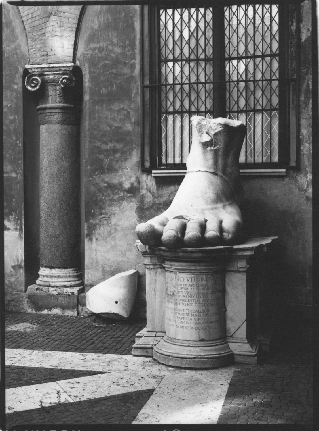 Giant Roman FootAAA.jpg