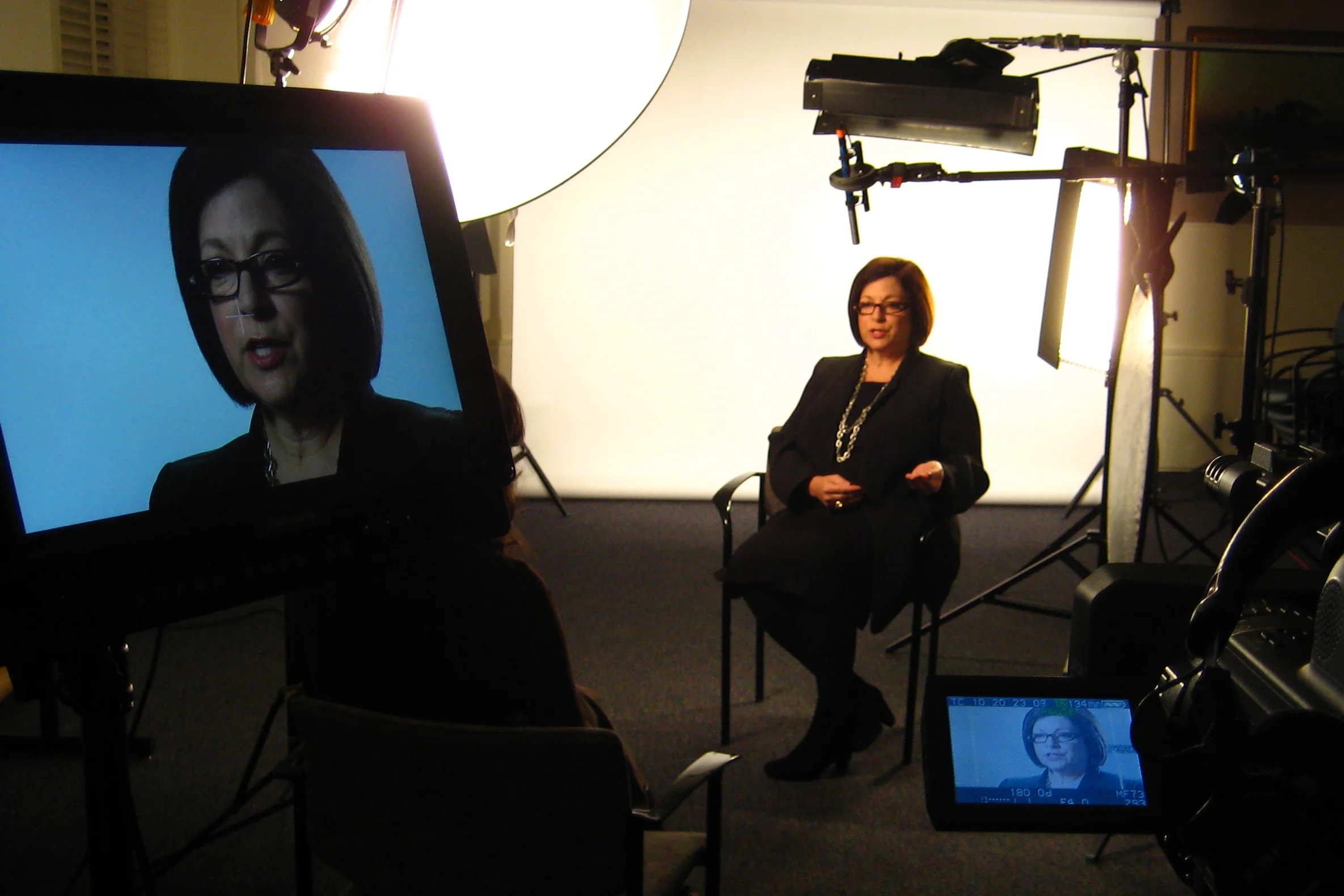 Mujer Shooting.jpg