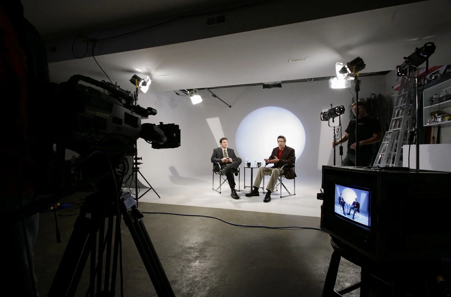 studio Shooting white.jpg
