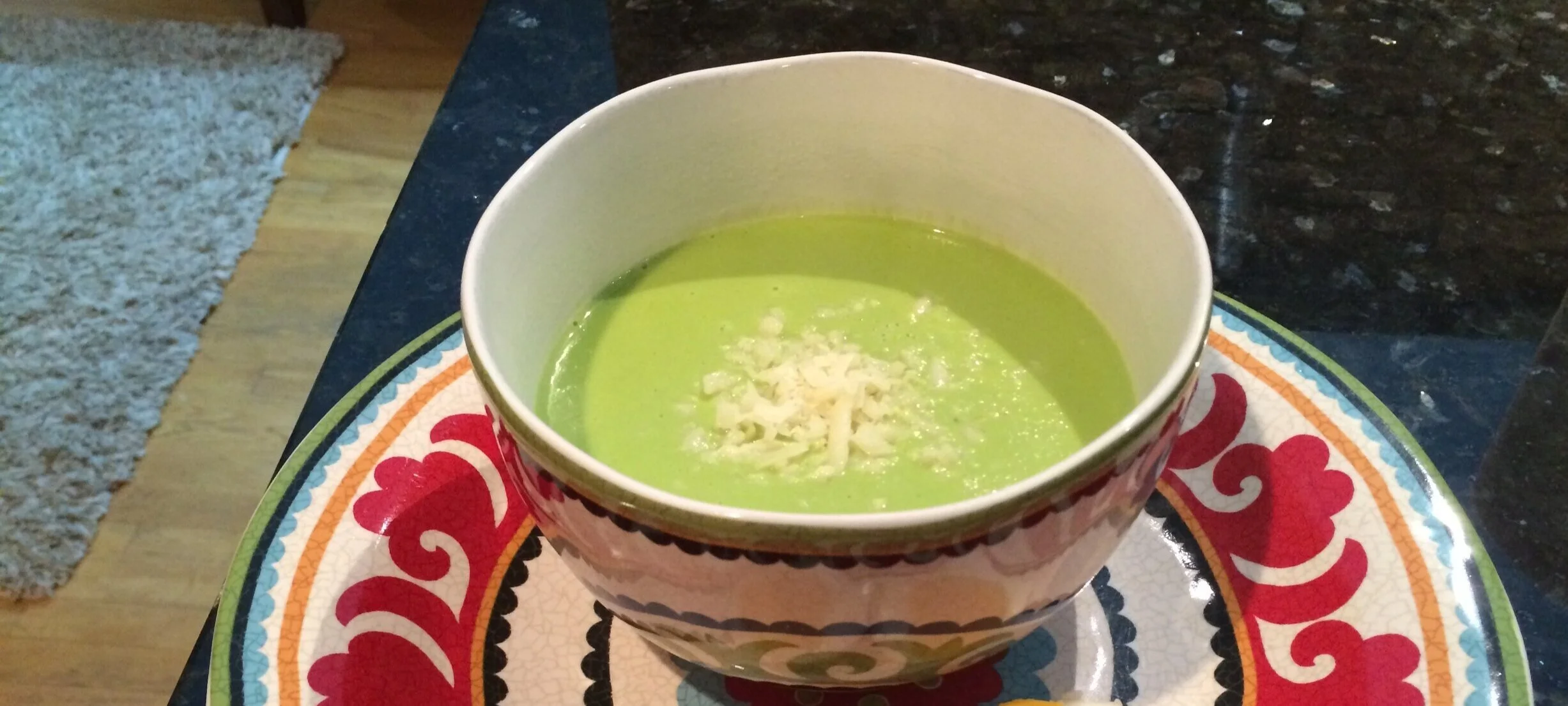 Broccoli Soup with Lemon and Garlic