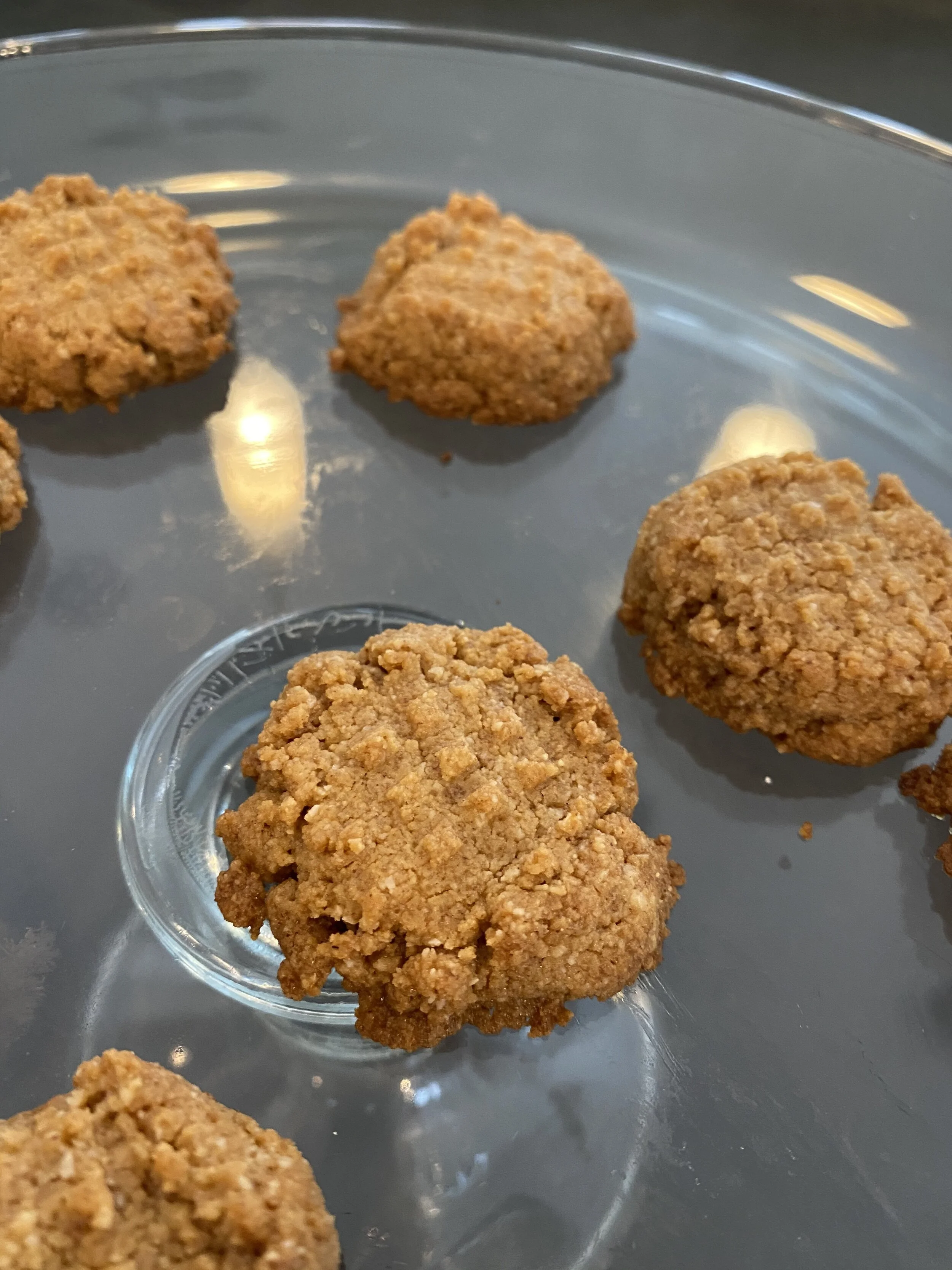 Easy Peasy Peanut Butter Cookies