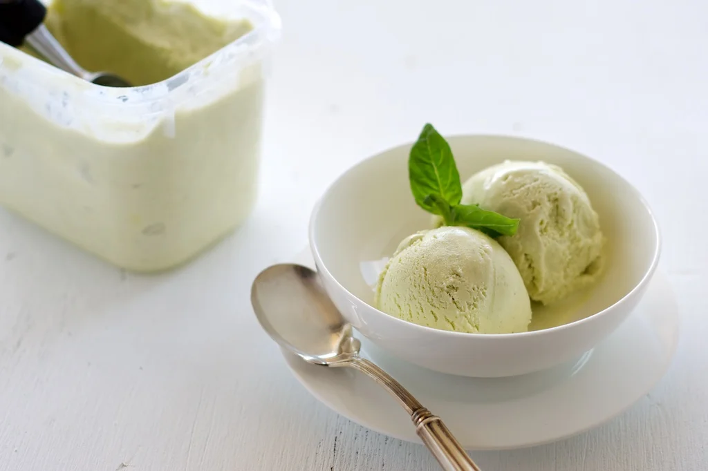 basil_icecream_3.jpg