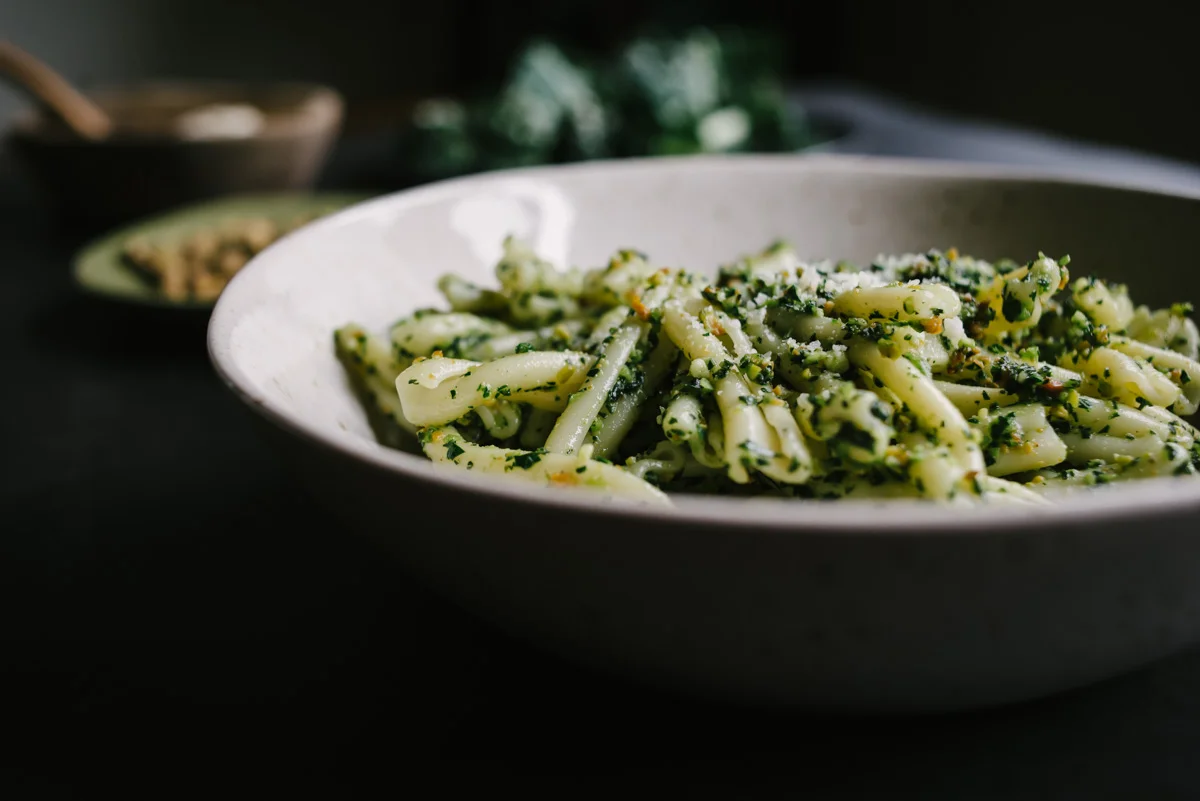 kale_pistachio_pesto-2.jpg