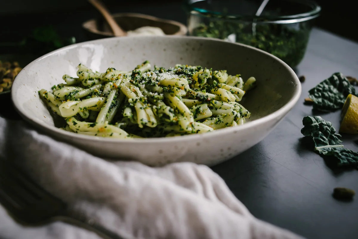 kale_pistachio_pesto-8.jpg