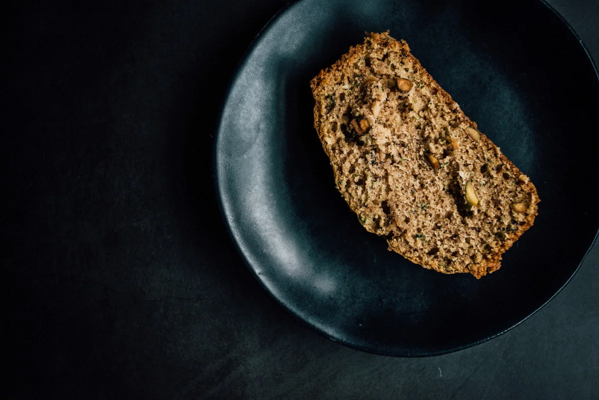zucchini_nut_bread-9.jpg