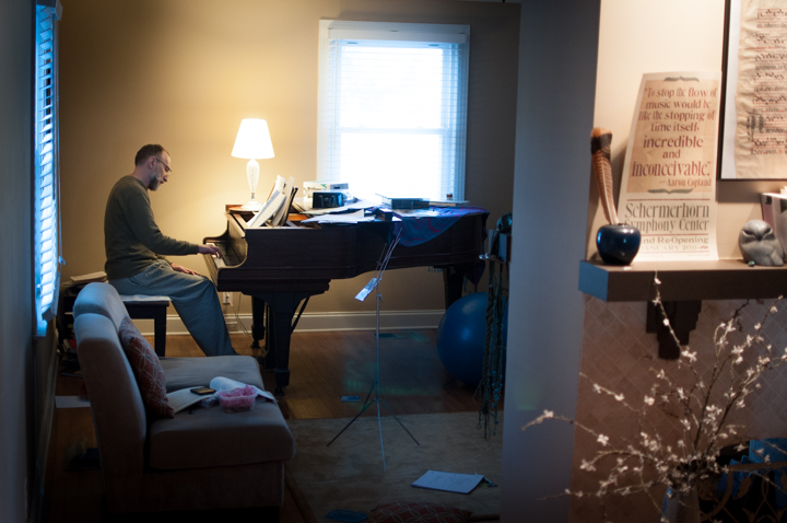 Roger Wesimeyer playing piano in his home in Nashville. Photo by Tasha A F Lemley