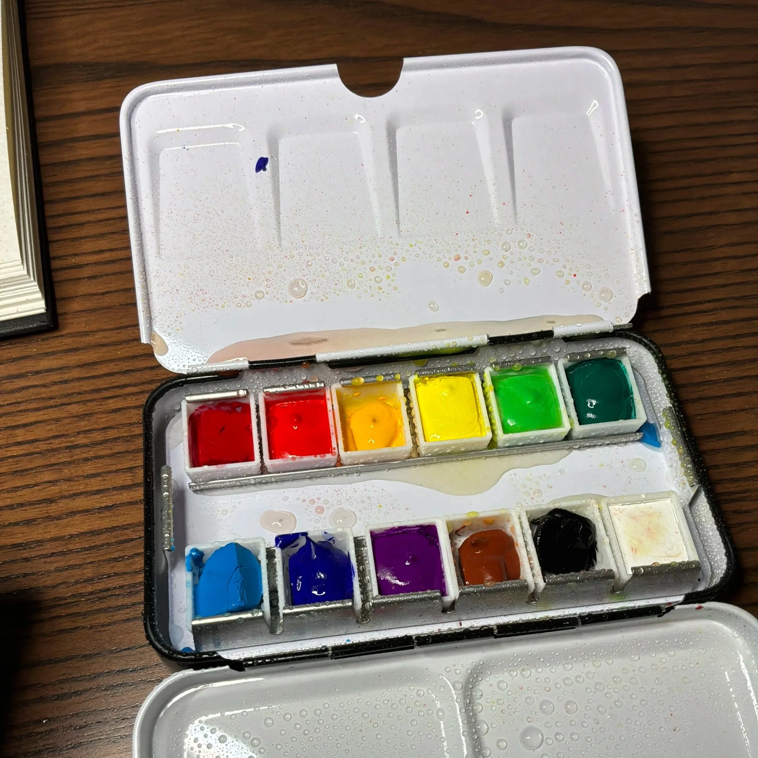 Gouache paint palette travel set