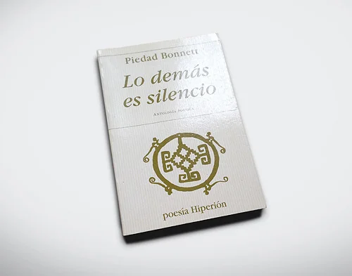 lo_demas_es_silencio.jpg