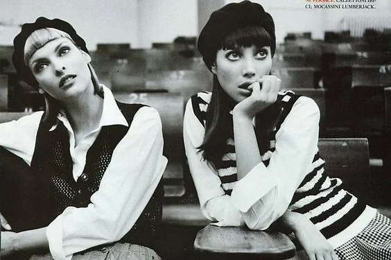 Umbrella Drinks Down, Get Your 🍑 to Class 