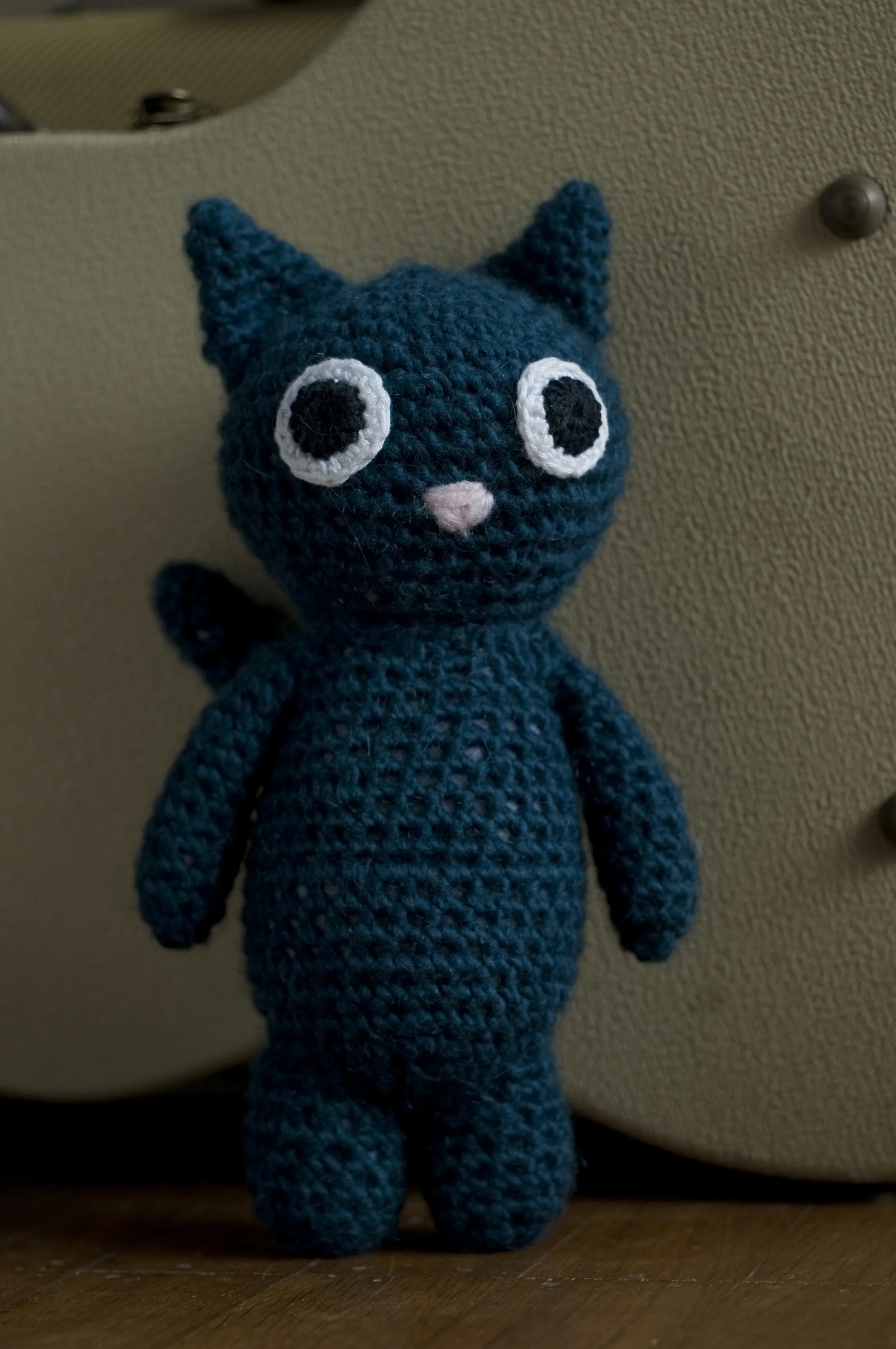 I borrowed Cat X this morning so I could photograph it. (I asked permission first.) After I photographed it I realized it's pretty dirty, so I'm going to wash it...
