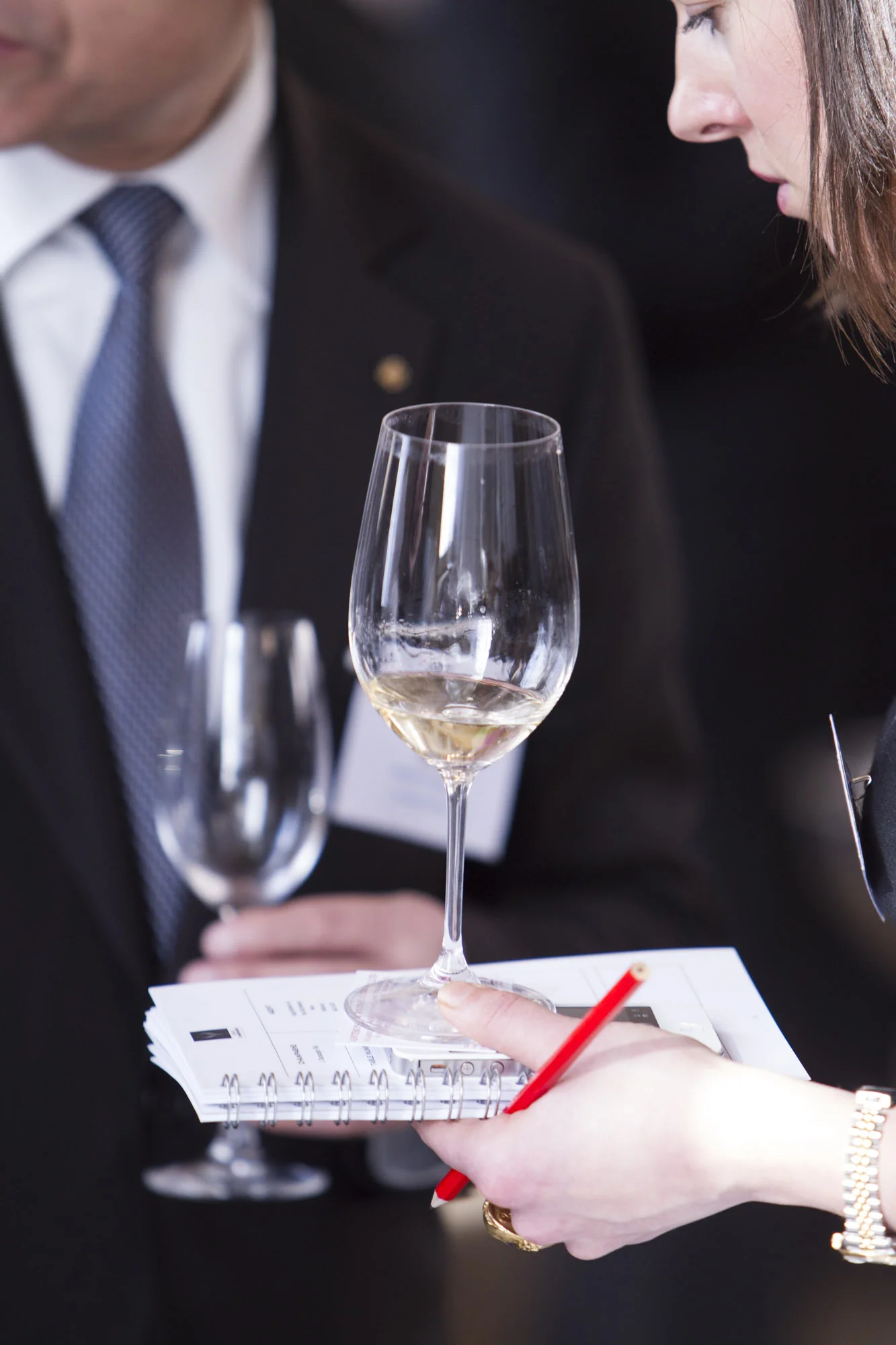 TA005_Peretti_Champagne.jpg