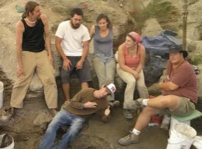 Well crew 3_1.jpg