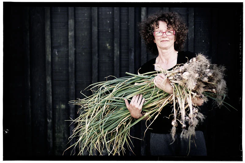 Glad i like garlic and working in the studio on my own