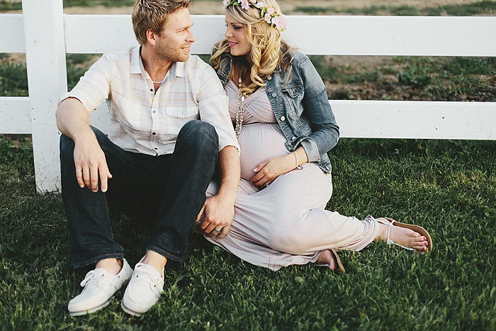 leah-and-darryl-maternity-025.jpg