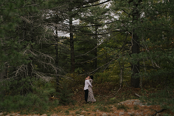 richelle-and-justin-muskoka-engagement-103.jpg